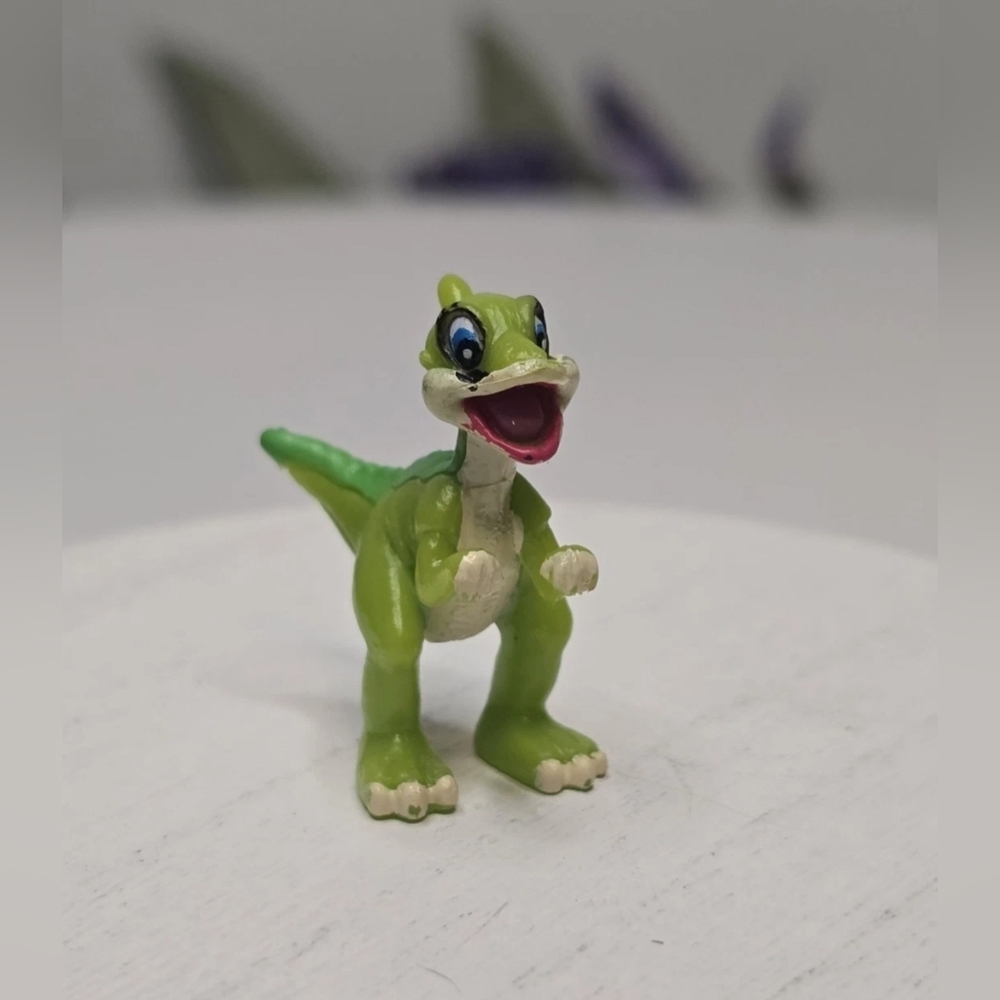 Land Before Time Mini - Miniature Ducky Toy Or Game Piece [ Read Details ]
